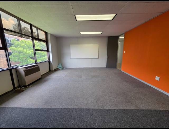 529M² OFFICE TO LET IN ORMONDE